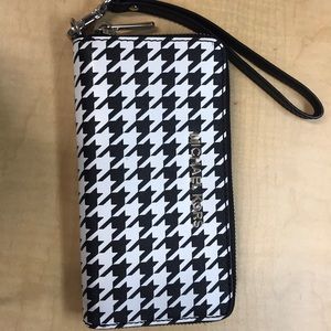 Michael Kors wristlet